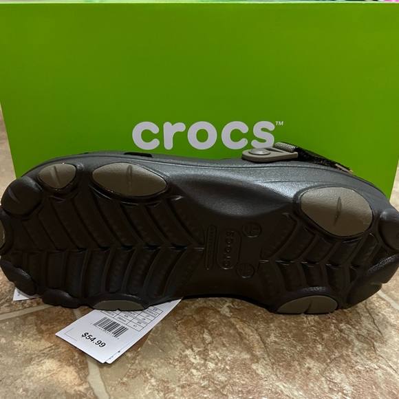 Unisex Clogs Crocs Classic All-Terrain Clog - Picture 5 of 9